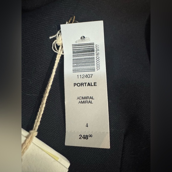 NWT Wilfred Aritzia Portale Admiral Blazer with Gold Emblem - Picture 4 of 12
